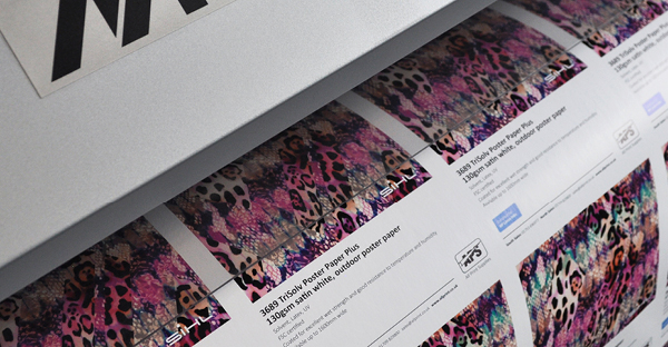 Sihl 3689 TriSolv digital inkjet poster printing paper slose-up on a Mimaki printer producing large format posters.